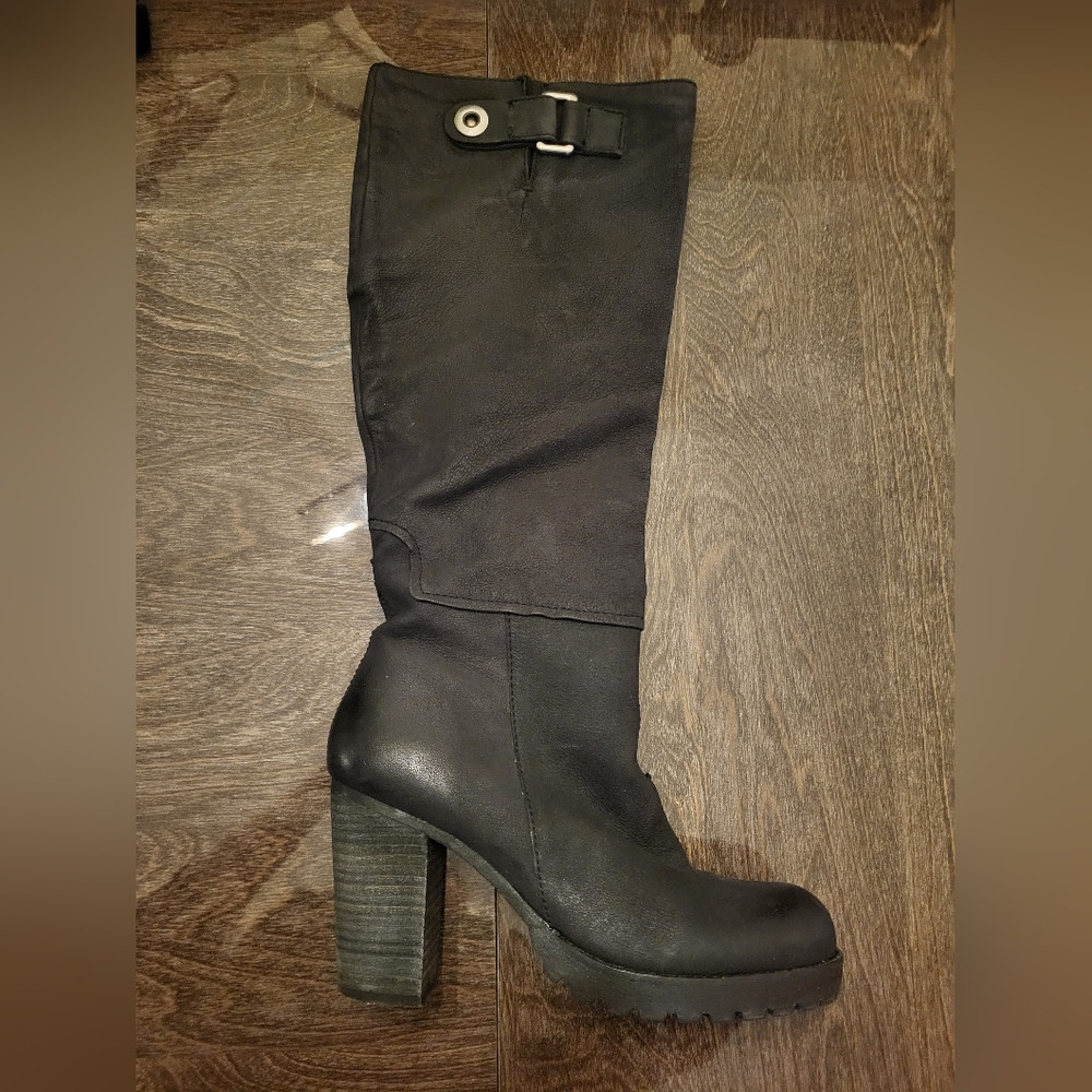 boots, 100% leather,  new, black color